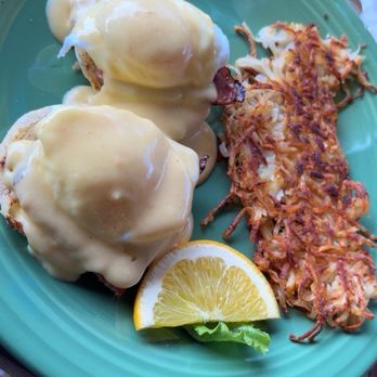 Cambria Mimosas - Sunday brunch, eggs Benedict. Really good! Also comes with a mimosa of your choice! - American Near Me - Cambria, California
