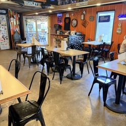 Fat Bully's - Dining area and hostess stand