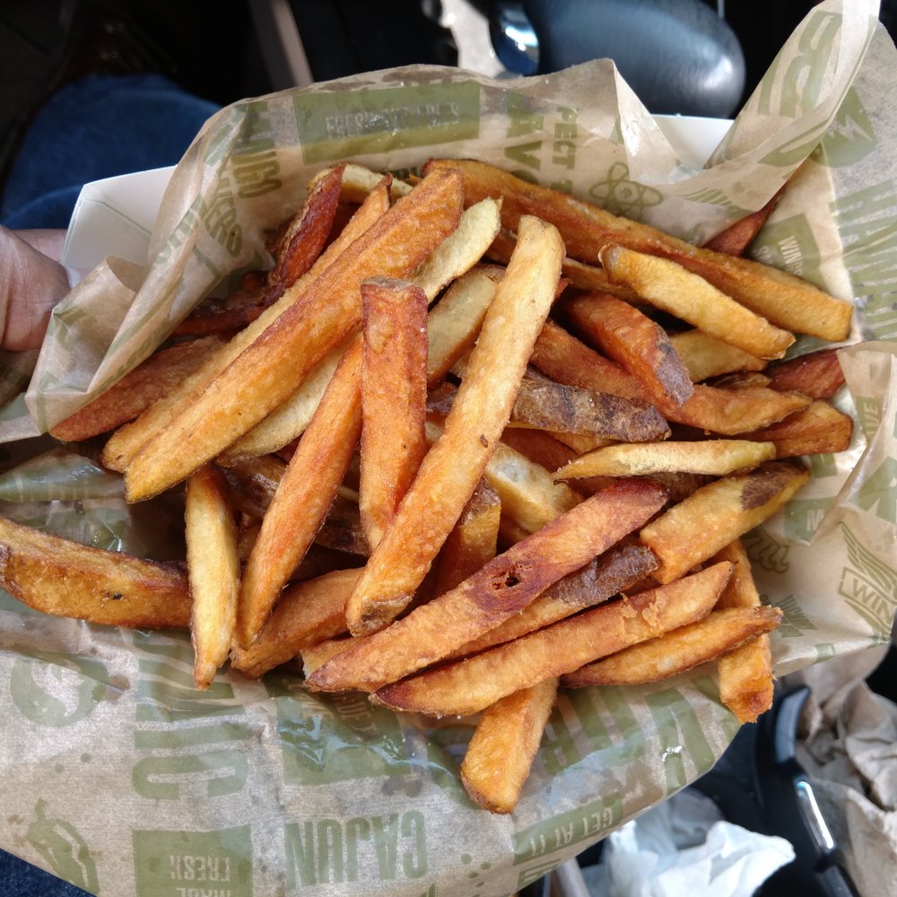 Wingstop - This is the shit they give you at the new wing stop, please don't waste your time or money - Chicken Wings Near Me - Macon, Georgia Wingstop - This is the shit they give you at the new wing stop, please don't waste your time or money - Chicken Wings Near Me - Macon, Georgia