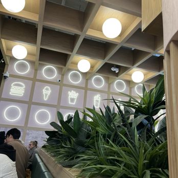 Shake Shack - decof - Burgers Near Me - Toronto, Ontario Shake Shack - decof - Burgers Near Me - Toronto, Ontario