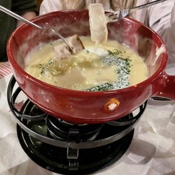 Luisensitz - Cheese fondue for two