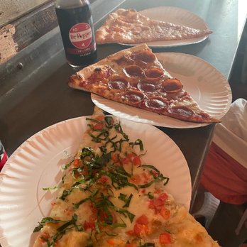 Home Slice Pizza - Pizza Near Me - Austin, Texas