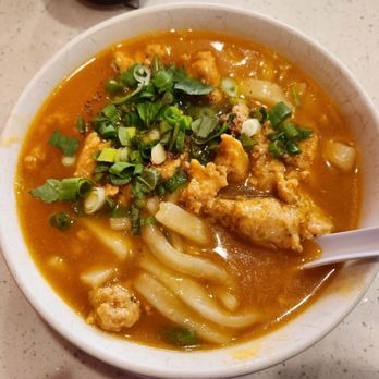 Kim Hoa Hue Restaurant 2 - Banh Canh Hue - udon-like noodle soup with pork and shrimp - Vietnamese Near Me - Temple City, California
