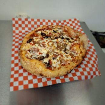 Flavios Pizza - Pizza Near Me - Gardena, California Flavios Pizza - Pizza Near Me - Gardena, California