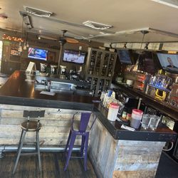 Rooftop Tavern - Bar
