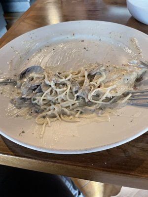 Luigi's Pizza by null