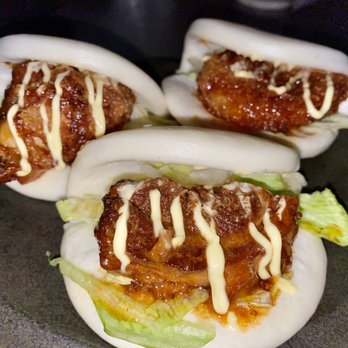 Ippudo Cupertino - Ippudo Pork Bun (front), Ippudo Chicken Bun (middle), Ippudo Veggie Bun (back) - Ramen Near Me - Cupertino, California Ippudo Cupertino - Ippudo Pork Bun (front), Ippudo Chicken Bun (middle), Ippudo Veggie Bun (back) - Ramen Near Me - Cupertino, California