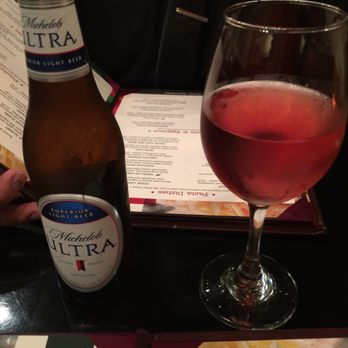 La Bella Luna - White Zinfandel - Pizza Near Me - Orlando, Florida La Bella Luna - White Zinfandel - Pizza Near Me - Orlando, Florida