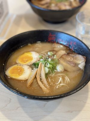 Musoshin Ramen by null