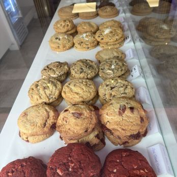 dbakers Sweet Studio - Nutella Cookie and much more - Bakeries Near Me - Miami, Florida