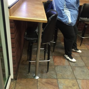 Firehouse Steak and Lemonade - Seating area - Sandwiches Near Me - Chicago, Illinois
