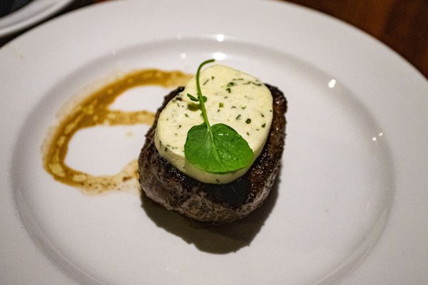 Michael Jordan’s Steak House by null