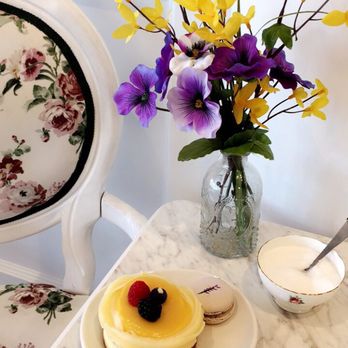 La Roux - Bakeries Near Me - Victoria, British Columbia La Roux - Bakeries Near Me - Victoria, British Columbia