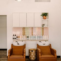Golden Salon