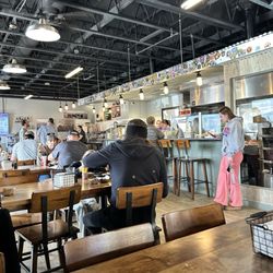 Tin Roof Tacos - Interior
