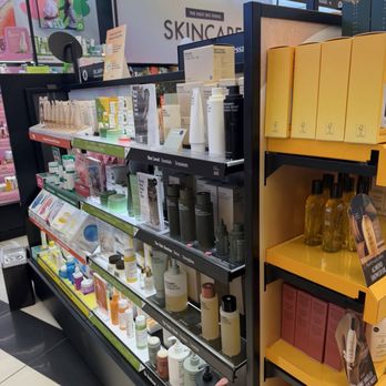 SEPHORA - Cosmetics & Beauty Supply Near Me - Boston, Massachusetts