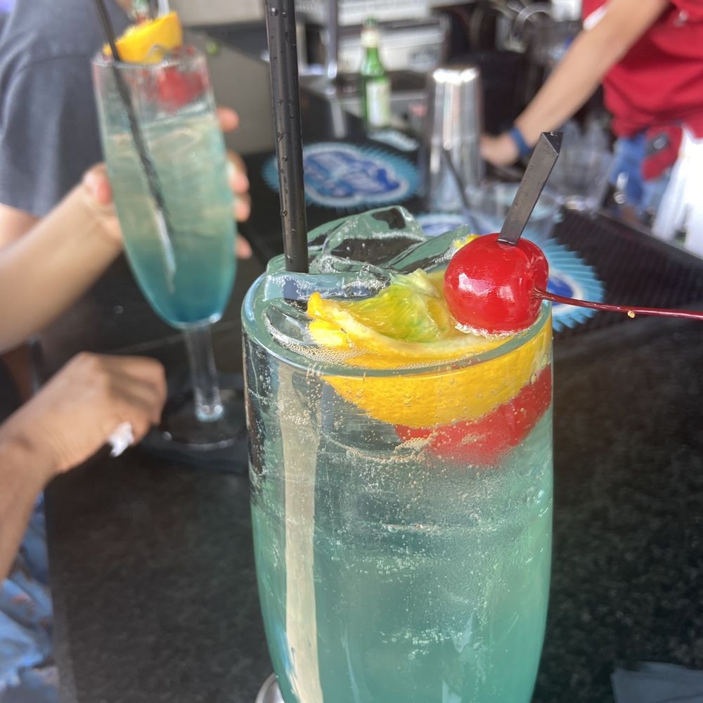 The Dogwood Domain - Sports Bars Near Me - Austin, Texas The Dogwood Domain - Sports Bars Near Me - Austin, Texas