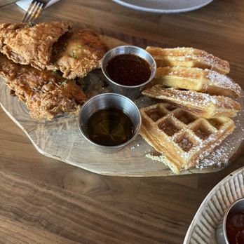 Blackstone Kitchen - Chicken and Waffles - New American Near Me - Corona, California
