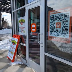 My Burger - Eagan - Entrance