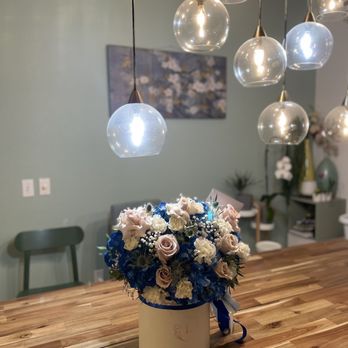 La Fleurel - Florists Near Me - Valley Village, California La Fleurel - Florists Near Me - Valley Village, California