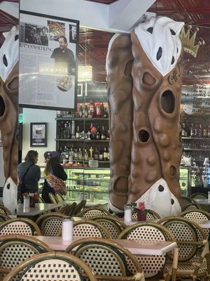 Cannoli King by null