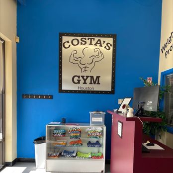 Costa's Gym - Front check in area of the gym - Gyms Near Me - Houston, Texas Costa's Gym - Front check in area of the gym - Gyms Near Me - Houston, Texas