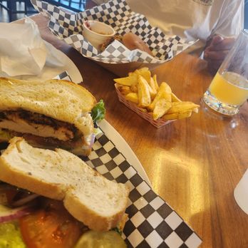 Orchards Bbq and Grill - Barbeque Near Me - Whittier, California