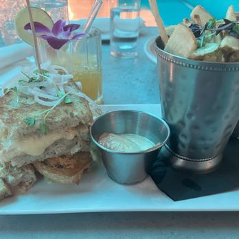 RAW - Lobster Grilled Cheese - Seafood Near Me - Hartford, Connecticut