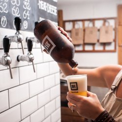 BeerLab - Choose one of 9 taps!