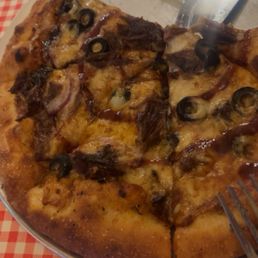 Brisket pizza