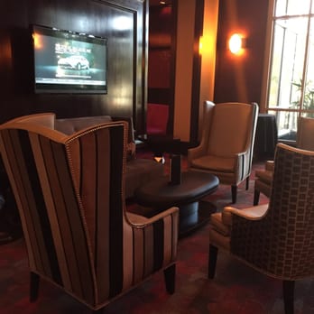 Stir - Feels like an elegant English Pub - Lounges Near Me - Las Vegas, Nevada