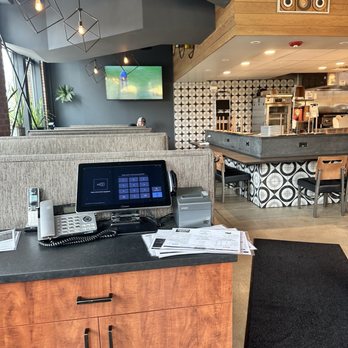 Lot One - Cocktail Bars Near Me - Arvada, Colorado