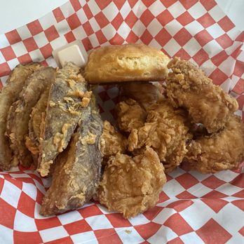 The Chicken Barn - 7 piece 7pc Chicken Nugget Combo - American Near Me - Modesto, California