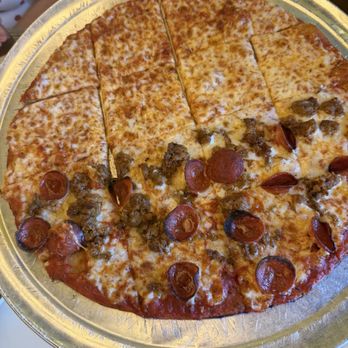 Nonno's - Tavern Style Pizza - Half Pepperoni & Sausage - Pizza Near Me - Houston, Texas Nonno's - Tavern Style Pizza - Half Pepperoni & Sausage - Pizza Near Me - Houston, Texas