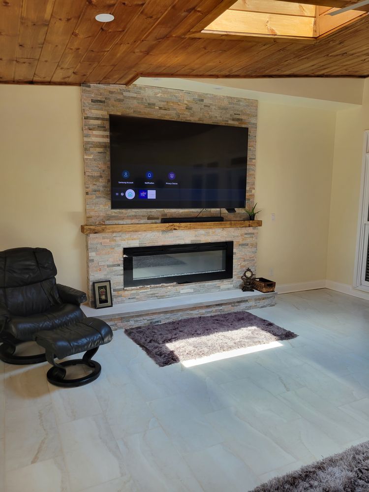 Slide of Ace Roof & Construction