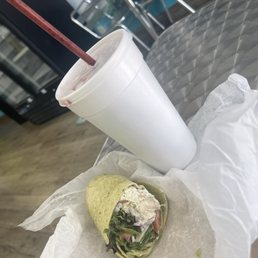 Chicken salad wrap + Kiwi Blast Chicken salad wrap + Kiwi Blast