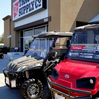 Tractor Supply - Department Stores Near Me - Madera, California
