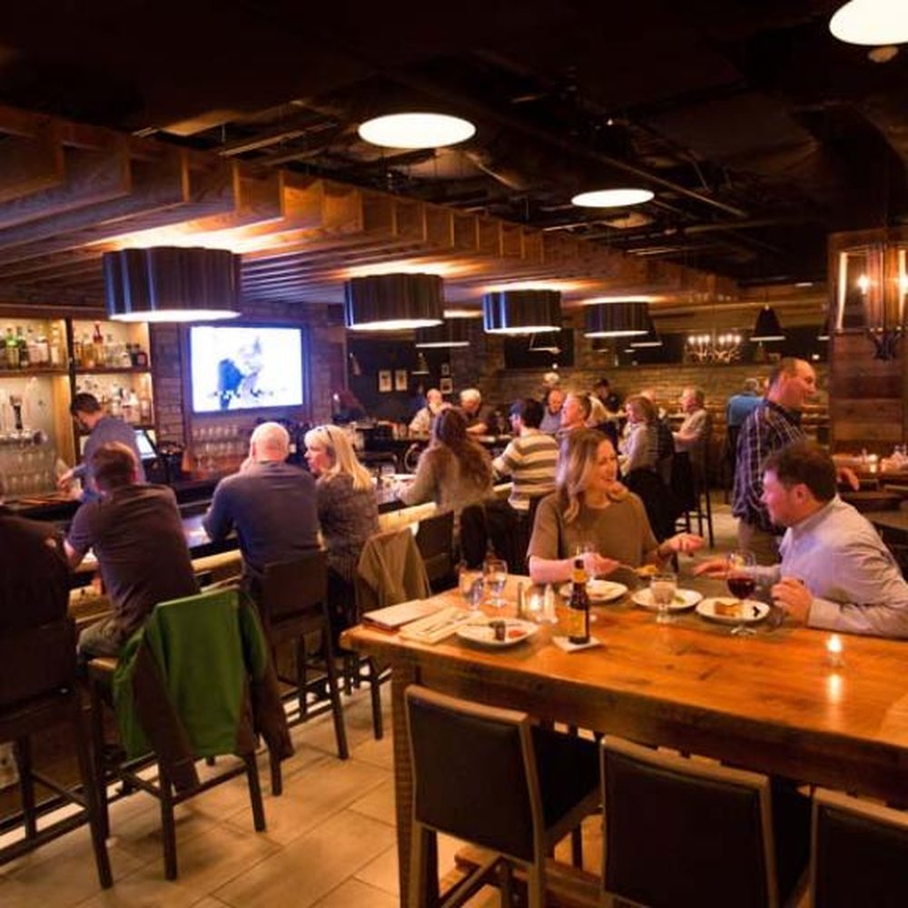 Preston's - Cocktail Bars Near Me - Killington, Vermont