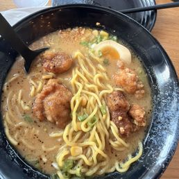 Miso Garlic Chicken Ramen Miso Garlic Chicken Ramen