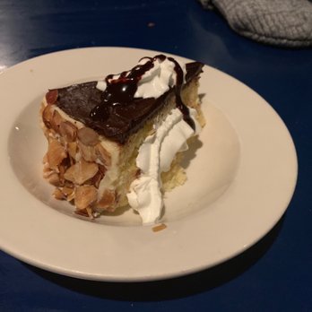 Boston Sail Loft - Boston cream pie - Bars Near Me - Boston, Massachusetts