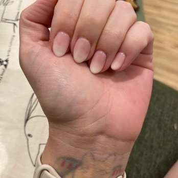PureLux Salon - Manicure , ombré dip. - Nail Salons Near Me - Baltimore, Maryland