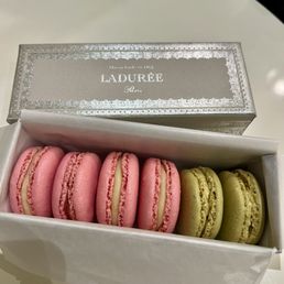 Rose and pistachio macarons Rose and pistachio macarons