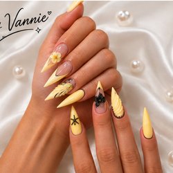 Charming Nail Lounge
