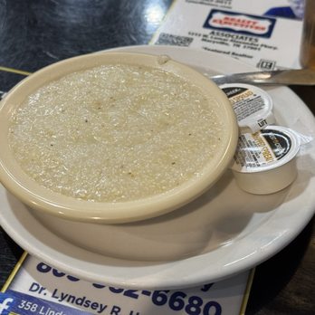 Midland - Grits - Breakfast & Brunch Near Me - Alcoa, Tennessee Midland - Grits - Breakfast & Brunch Near Me - Alcoa, Tennessee