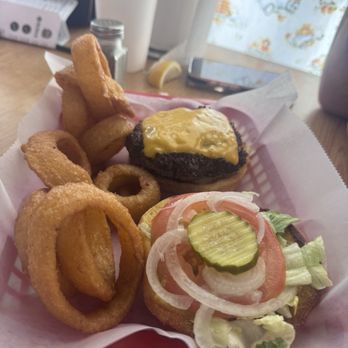 Jim's Place - New American Near Me - Elkton, Florida