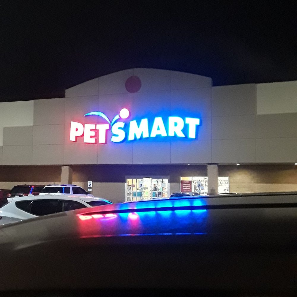 PetSmart - Building Exterior at night. - Pet Stores Near Me - Lubbock, Texas PetSmart - Building Exterior at night. - Pet Stores Near Me - Lubbock, Texas