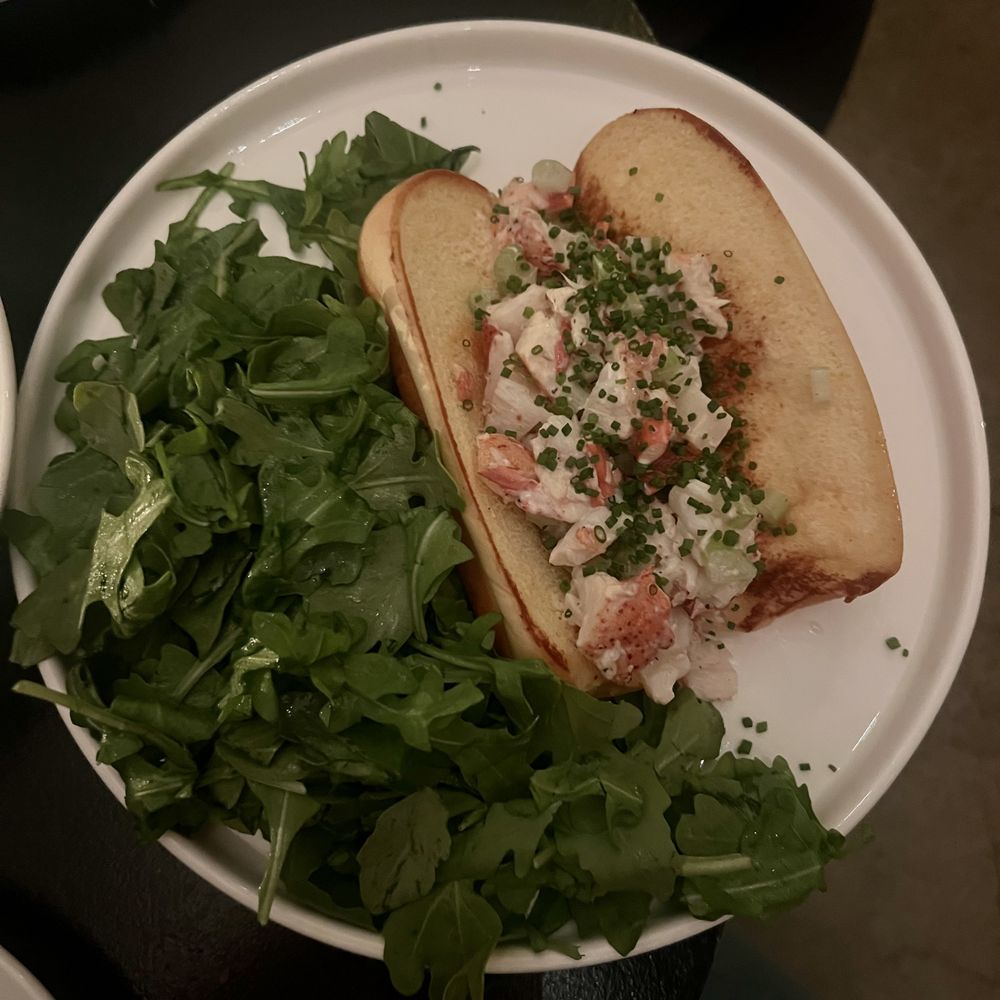 Parcelle - Lobster roll - Wine Bars Near Me - New York, New York