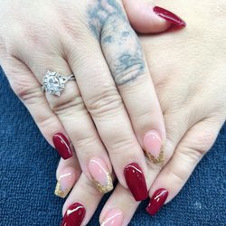 LT Nails