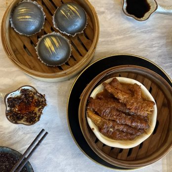 HK Dim Sum - custard bun, chicken feet - Dim Sum Near Me - Pittsburgh, Pennsylvania
