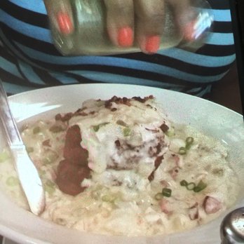 Metro Diner - Charleston Shrimp and grits were awesome!! - Diners Near Me - Indianapolis, Indiana